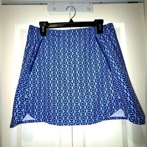 Vineyard Vines Printed Skort Cross Tulip Blue Size 8. Never worn